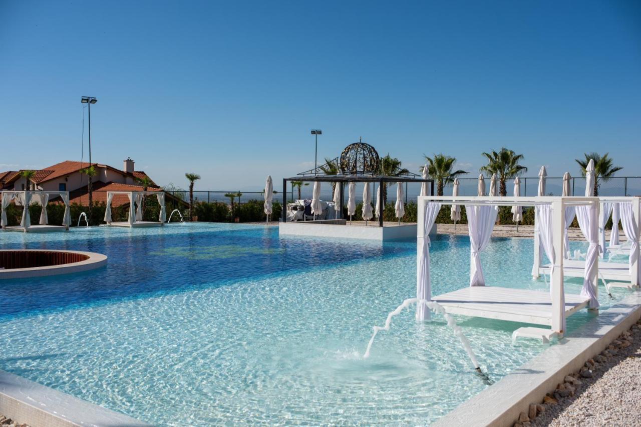 Alchemist Residence Von Goldenburg Belashtitsa Екстер'єр фото