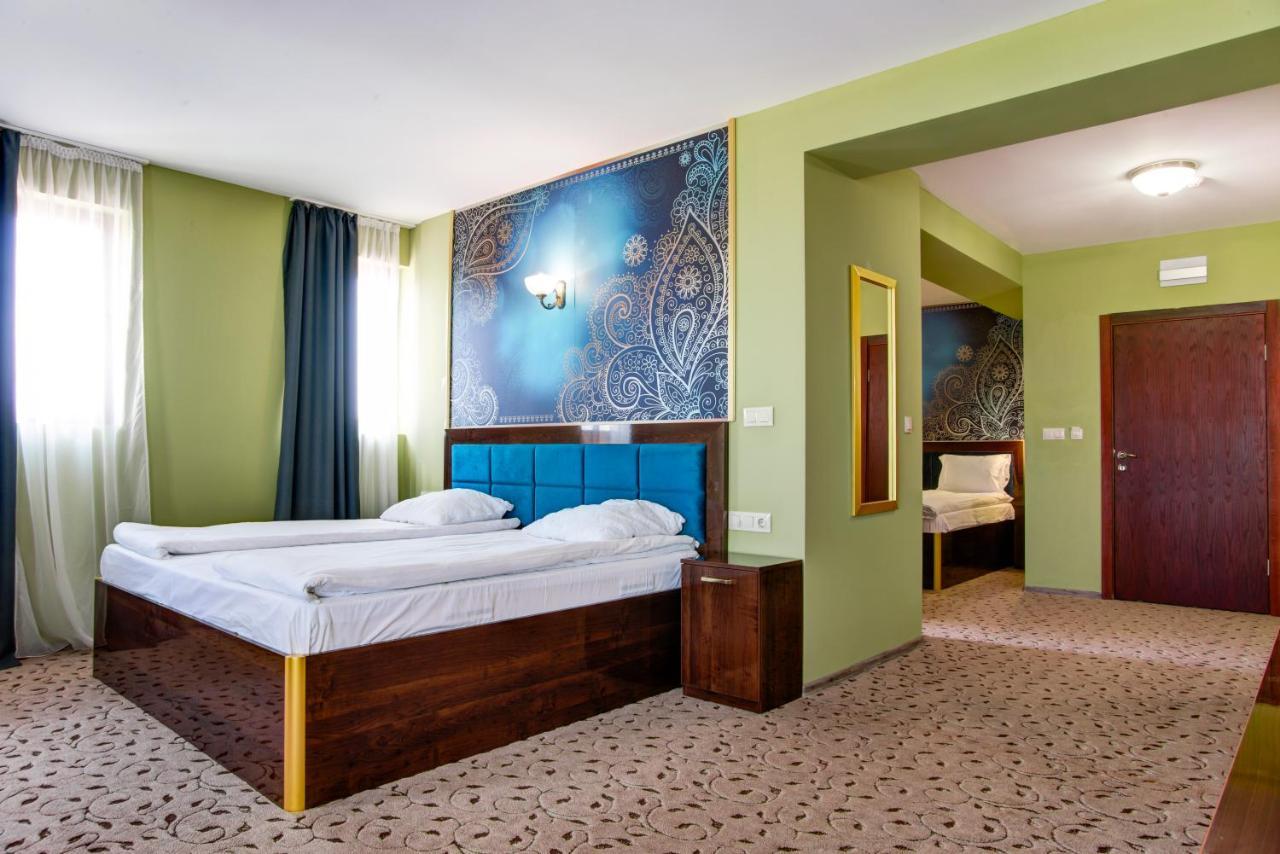 Alchemist Residence Von Goldenburg Belashtitsa Екстер'єр фото
