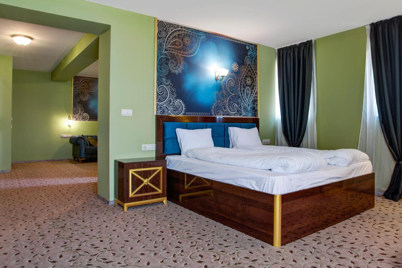 Alchemist Residence Von Goldenburg Belashtitsa Екстер'єр фото