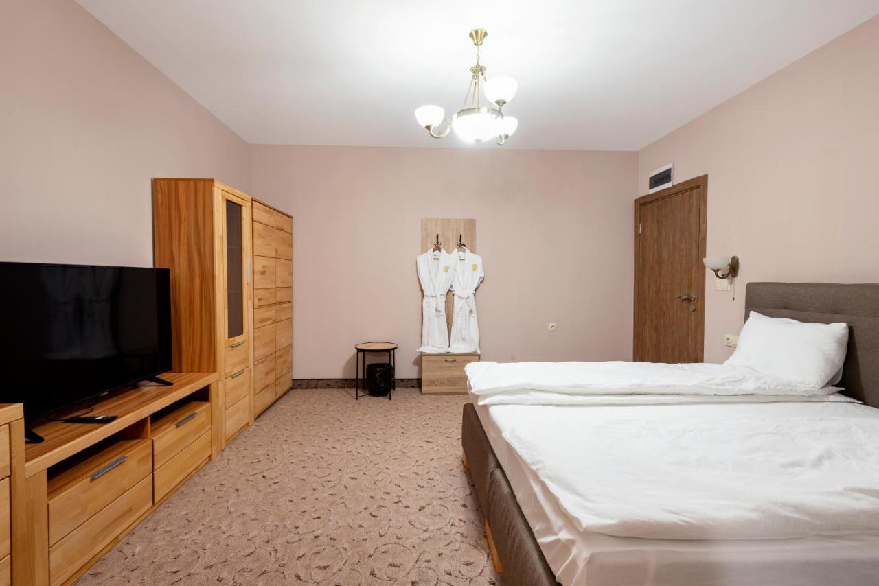 Alchemist Residence Von Goldenburg Belashtitsa Екстер'єр фото