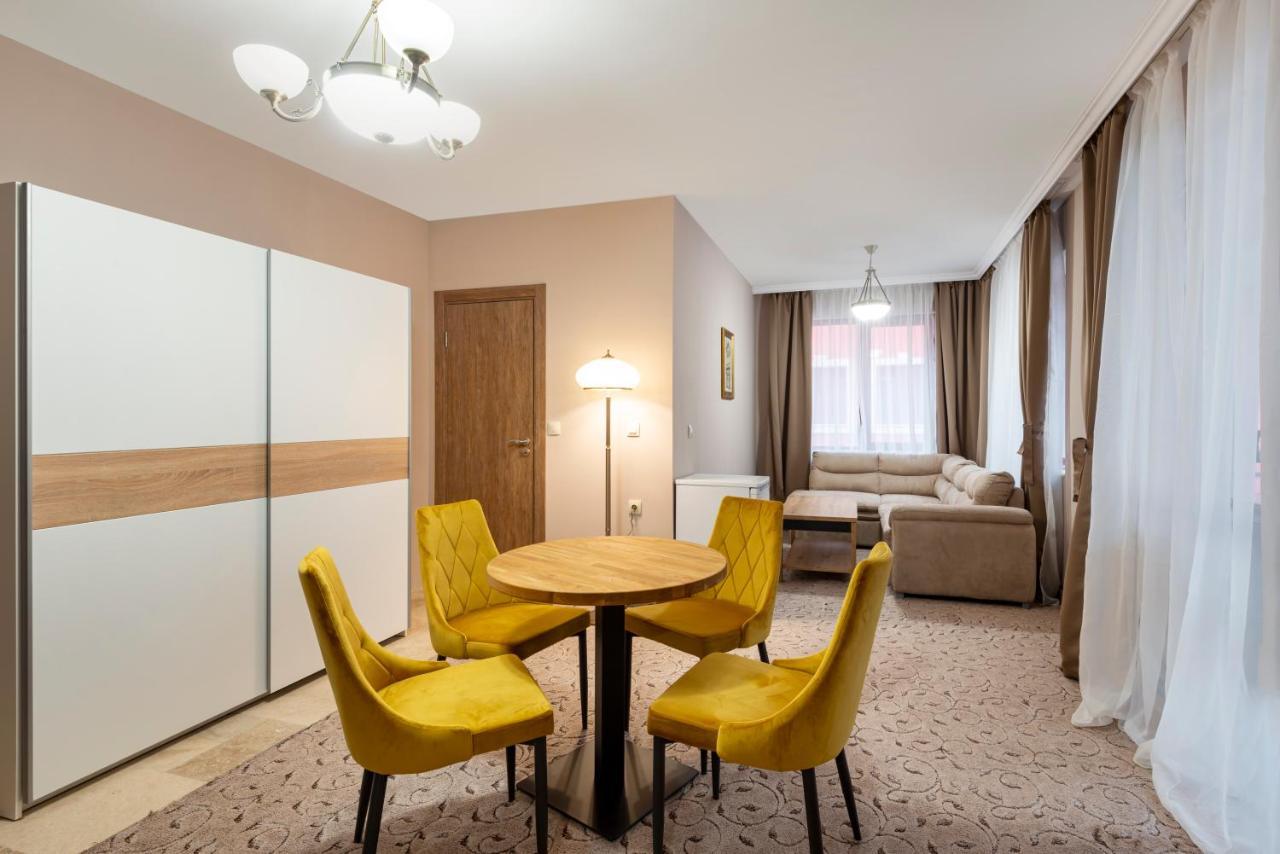 Alchemist Residence Von Goldenburg Belashtitsa Екстер'єр фото