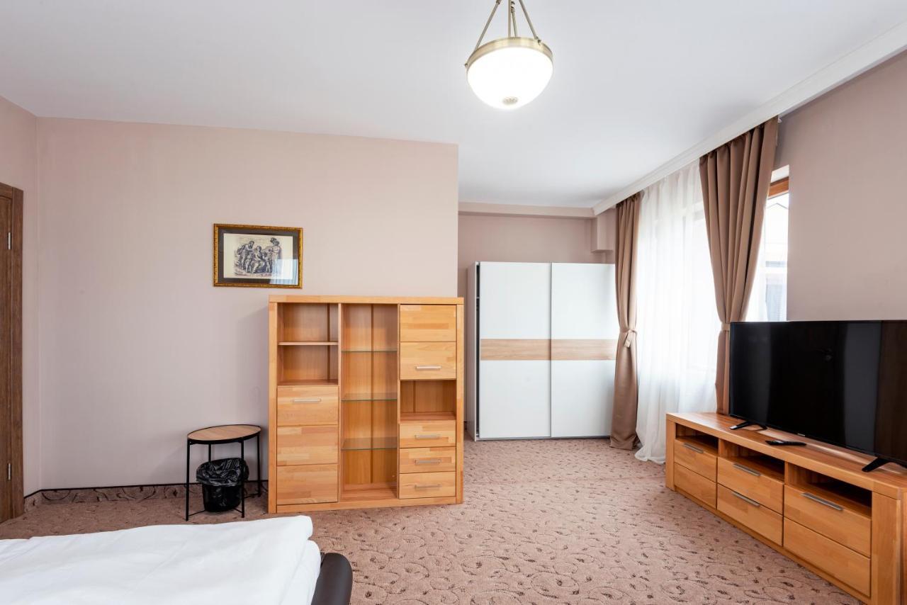 Alchemist Residence Von Goldenburg Belashtitsa Екстер'єр фото