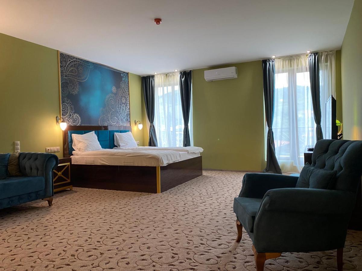 Alchemist Residence Von Goldenburg Belashtitsa Екстер'єр фото