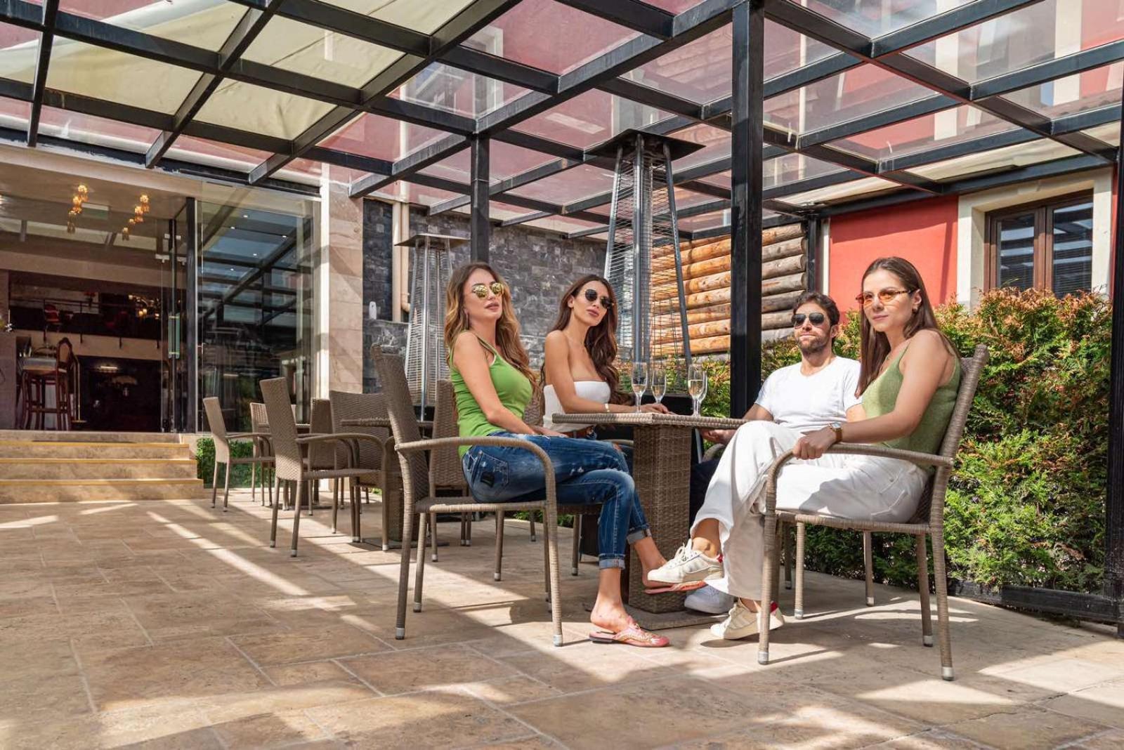Alchemist Residence Von Goldenburg Belashtitsa Екстер'єр фото